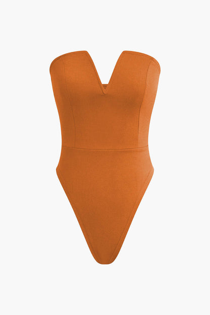 Woman's Strapless V-Neck Bodysuit