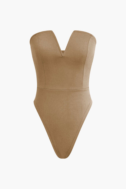 Woman's Strapless V-Neck Bodysuit